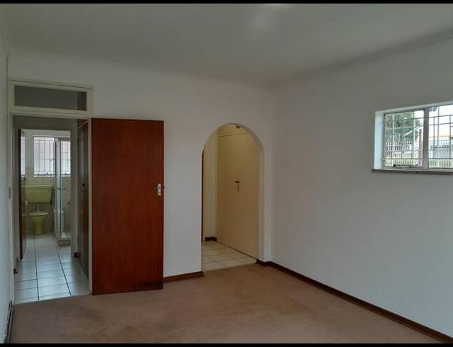 3 BEDROOM SIMPLEX FOR SALE IN RUSTIVIA